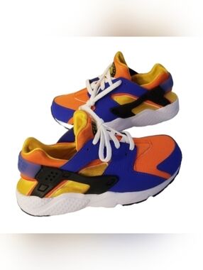 NEW Nike Huarache Run Sneakers Hyper Royal Blue Yellow Orange Color NWOB Size 3Y